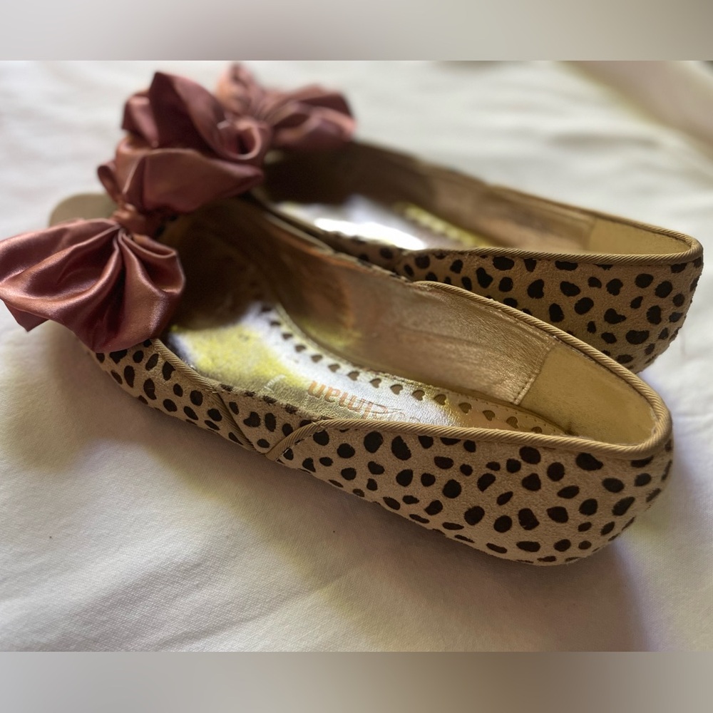 Libby Edelman Bow Ballet Flats Coquette Tan and Pink Animal Print